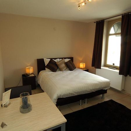 Hotel Le Saint Loup غمبلو المظهر الخارجي الصورة